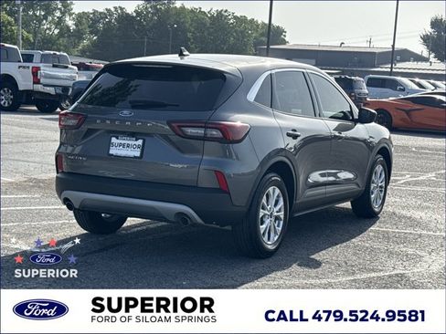 Used 2024 Ford Escape Active w/ Tech Pack #1 FWD image 3