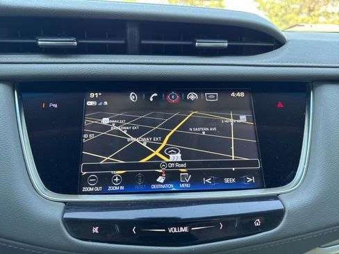 Used 2018 Cadillac XT5 Luxury w/ Driver Awareness Package FWD image 11
