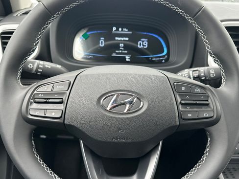 New 2026 Hyundai Venue SEL FWD image 23