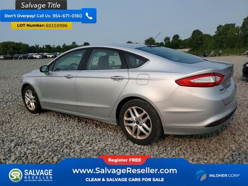 Used 2015 Ford Fusion SE FWD image 3