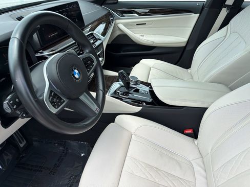 Certified 2023 BMW 530i w/ M Sport Package RWD image 4
