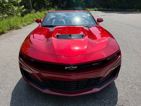 Used 2023 Chevrolet Camaro SS RWD image 3