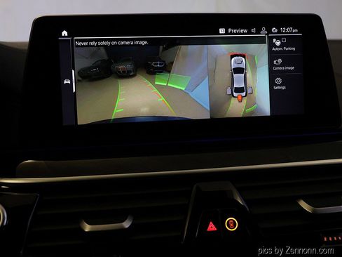 Used 2020 BMW M550i xDrive M550i xDrive w/ Executive Package image 21