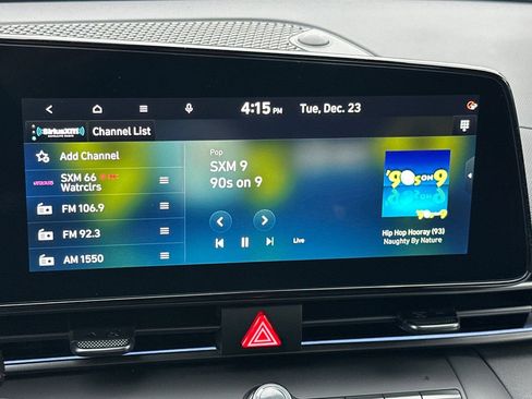 Certified 2025 Hyundai Elantra SEL image 20