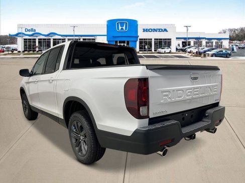 New 2026 Honda Ridgeline Sport image 5