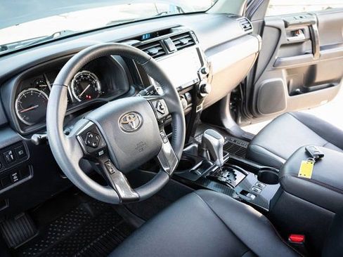 Used 2021 Toyota 4Runner TRD Off-Road Premium image 15