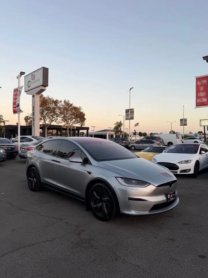 Used 2026 Tesla Model X AWD/4WD image 3
