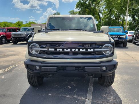 Certified 2025 Ford Bronco Outer Banks AWD/4WD image 2