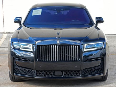 Used 2024 Rolls-Royce Ghost Black Badge w/ Black Badge Ghost Package AWD/4WD image 68