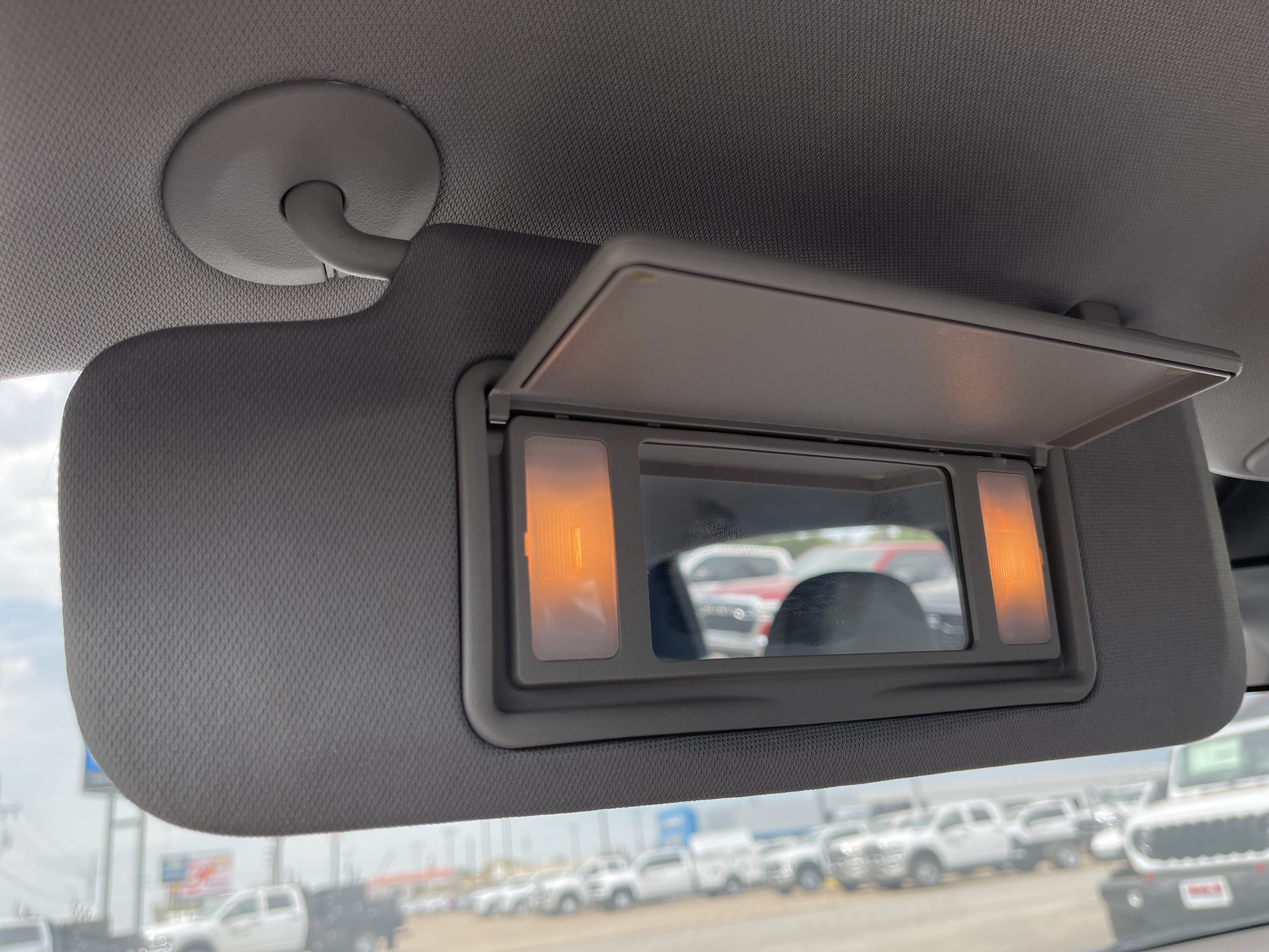 Used 2025 Chevrolet Malibu LT FWD image 33
