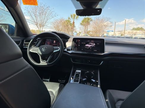 Certified 2024 Volkswagen Atlas Cross Sport SEL R-Line image 11