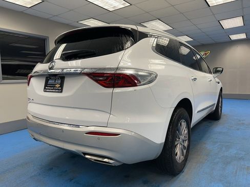 Certified 2024 Buick Enclave Premium image 2