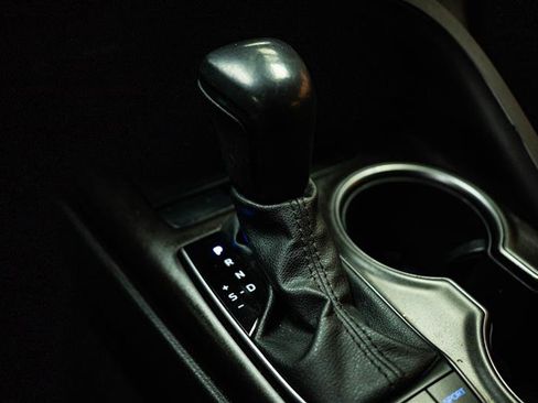 Used 2023 Toyota Camry SE FWD image 20
