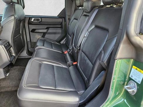 Used 2025 Ford Bronco Outer Banks image 18