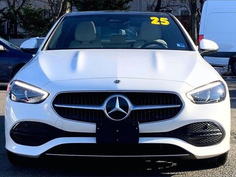 Used 2025 Mercedes-Benz C 300 4MATIC Sedan image 2