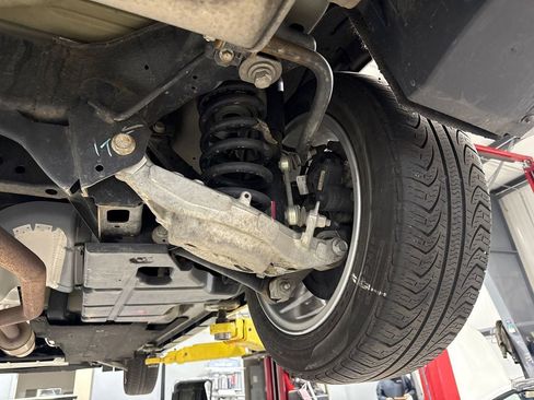 Used 2016 Ford Fusion SE image 24