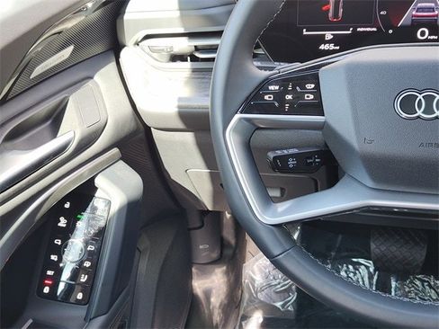 New 2025 Audi Q5 Premium Plus image 25