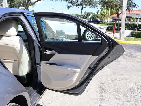 Used 2021 Cadillac CT4 Luxury w/ Sun And Sound Package image 26