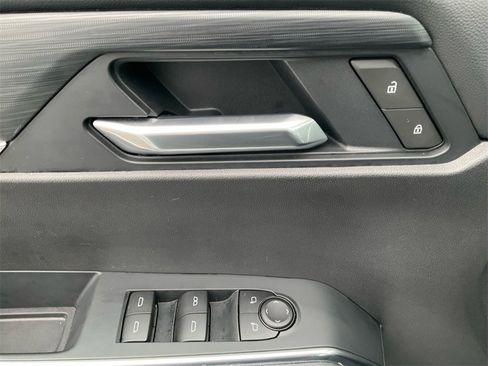 Used 2025 GMC Acadia Elevation image 27