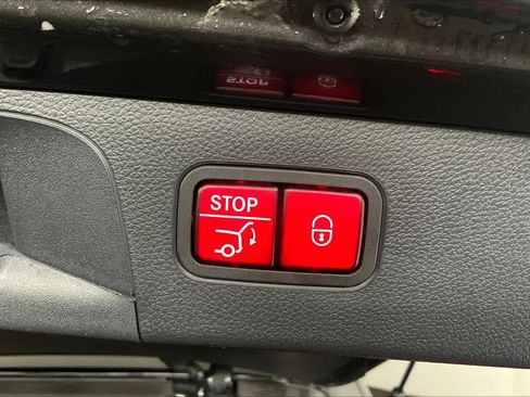 Certified 2022 Mercedes-Benz GLC 300 4MATIC image 37