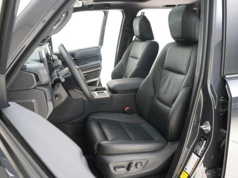 Used 2025 Toyota Land Cruiser image 42