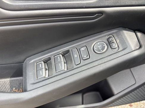 Used 2025 Honda Accord SE image 16