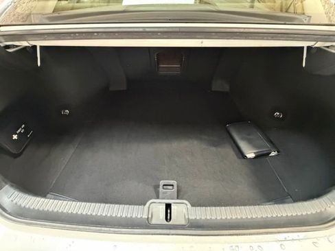 Used 2019 Lexus ES 300h FWD image 12