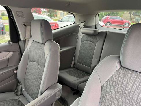 Used 2014 Chevrolet Traverse LT FWD image 18