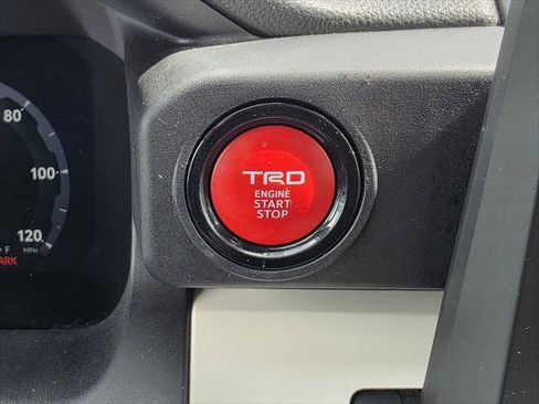 Used 2024 Toyota Tacoma TRD Off-Road AWD/4WD image 33