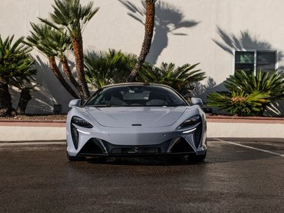 New 2026 McLaren Artura
