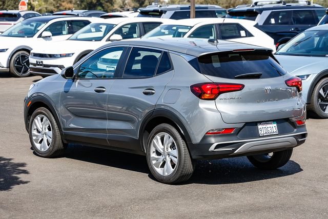 Used 2025 Buick Encore GX Preferred FWD image 2