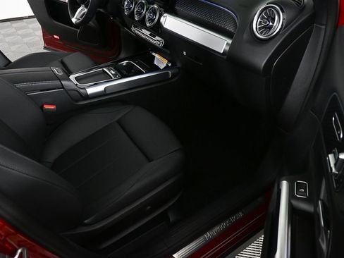 New 2026 Mercedes-Benz GLB 250 image 20
