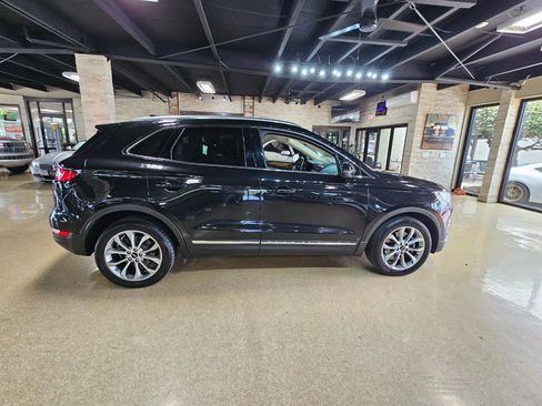 Used 2015 Lincoln MKC FWD w/ Equipment Group 101A Select image 8