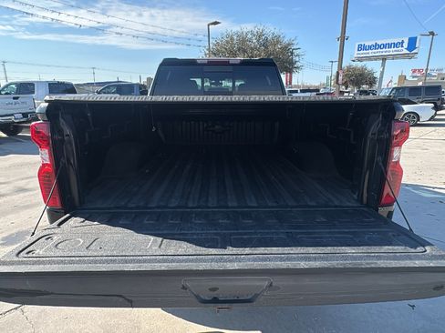 Used 2023 Chevrolet Silverado 2500 LT w/ Convenience Package image 23