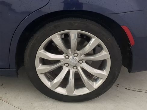 Used 2017 Chrysler 300 C w/ Safetytec Plus Group image 12