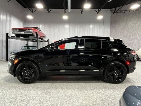 Certified 2026 Chevrolet Equinox EV RS w/ Convenience Package II AWD/4WD image 2