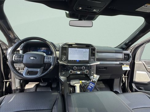 Certified 2025 Ford F150 Lariat AWD/4WD image 33