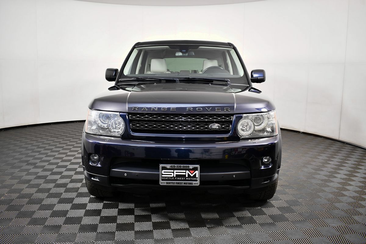 Used 2010 Land Rover Range Rover Sport HSE LUX AWD/4WD image 3