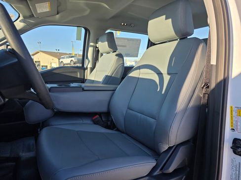 New 2026 Ford F350 XL w/ XL Chrome Package image 31