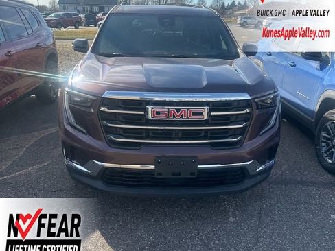 Used 2025 GMC Acadia Elevation image 1