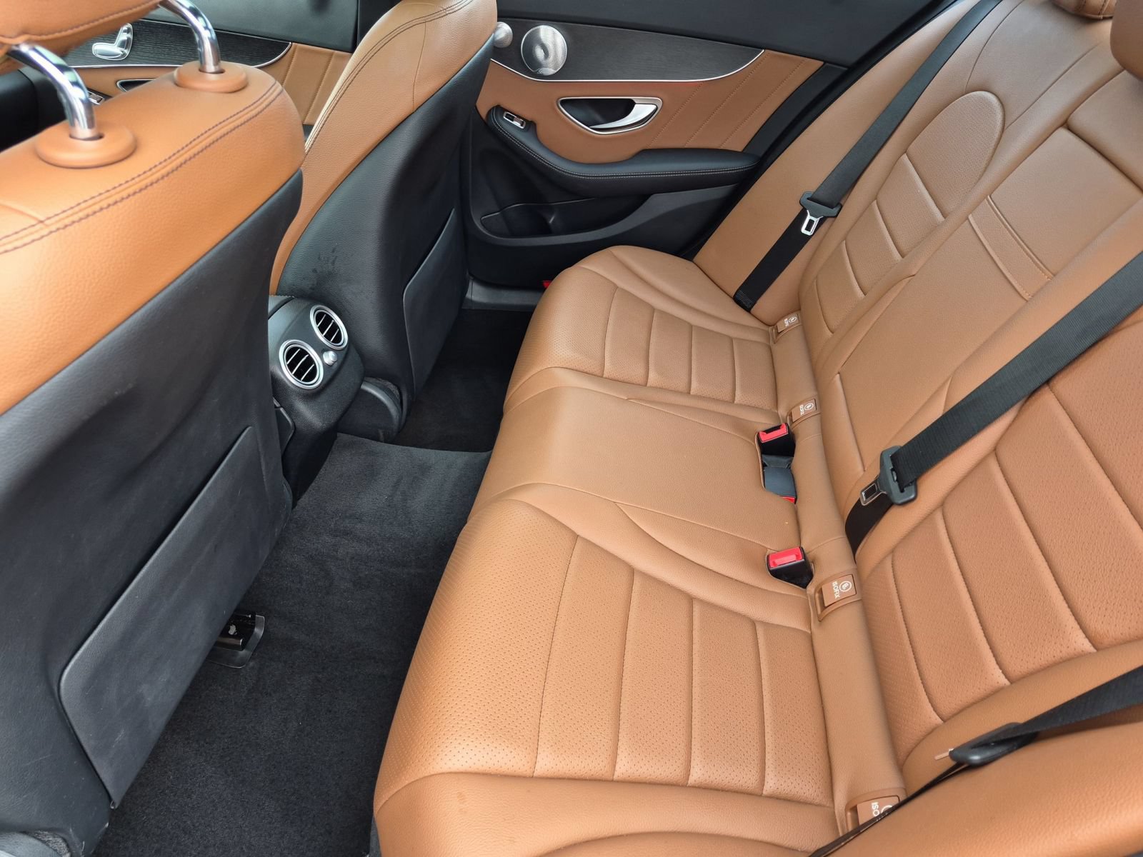 Used 2021 Mercedes-Benz C 300 4MATIC Sedan image 30
