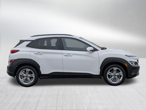 Certified 2022 Hyundai Kona SEL FWD image 8