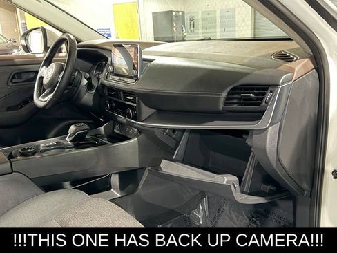 Used 2021 Nissan Rogue S AWD/4WD image 12