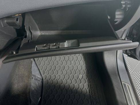 Used 2022 Mitsubishi Outlander Sport SE FWD image 32