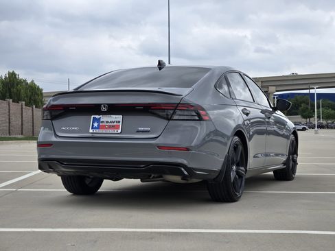 Certified 2025 Honda Accord Sport image 6