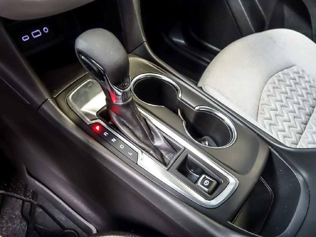 Certified 2024 Chevrolet Equinox LS w/ LS Convenience Package FWD image 24