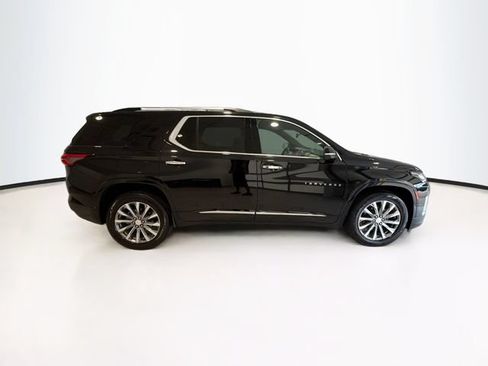 Used 2023 Chevrolet Traverse Premier AWD/4WD image 8