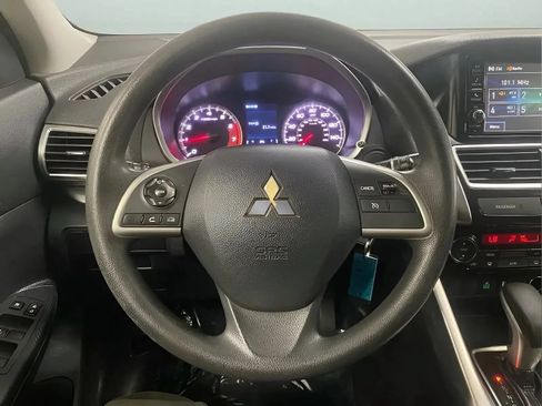 Used 2020 Mitsubishi Eclipse Cross ES AWD/4WD image 18