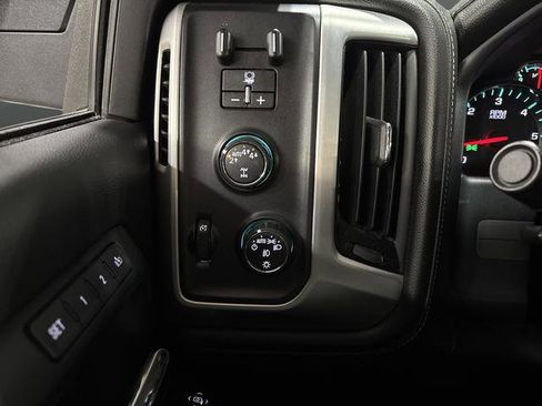 Used 2018 GMC Sierra 1500 SLT image 18