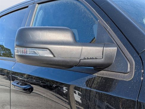 Used 2022 RAM 1500 Big Horn image 10